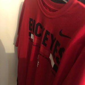 Medium buckeye shirt